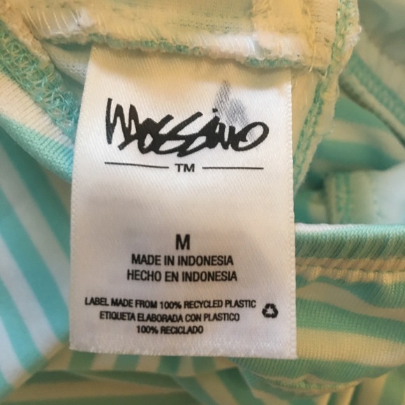 NWOT Mossimo light blue and white striped tankini top Size M - Picture 4 of 6